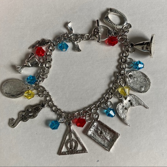 Harry Potter Horcrux Charm Bracelet - Picture 10 of 12